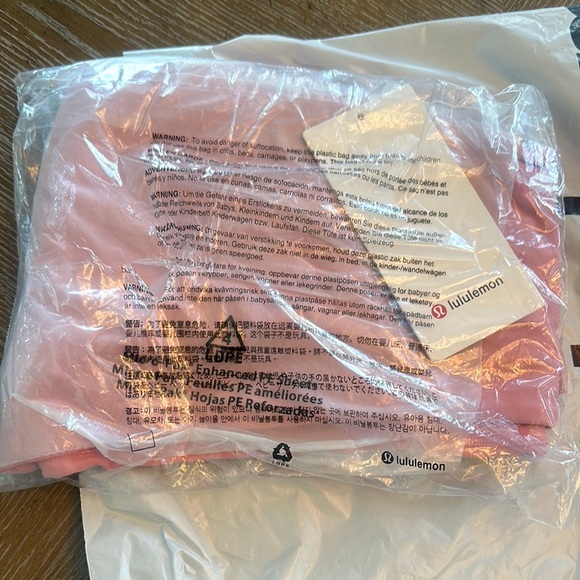 Lululemon PinkTide  28” Align Leggings NWT - Picture 3 of 3